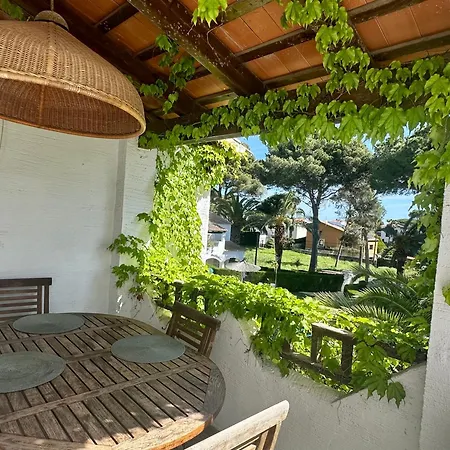 Holiday home Blanca 13 - Recien Renovada Casa Con Jardin Y Piscina Comunitaria