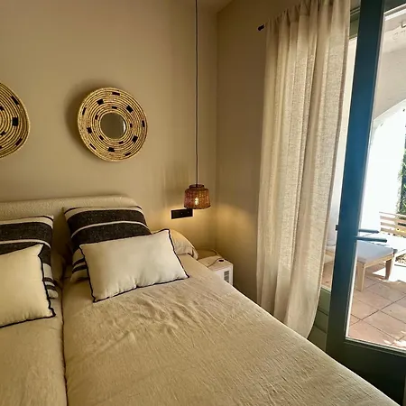 Blanca 13 - Recien Renovada Casa Con Jardin Y Piscina Comunitaria Holiday home Pals